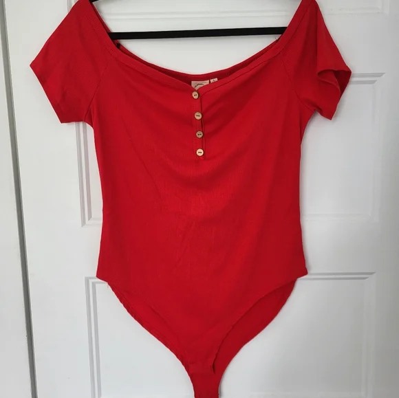 Red bodysuit - Picture 2 of 2